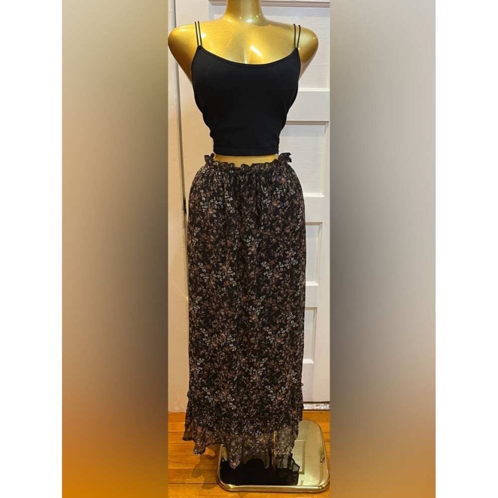 Thirty/Thirty floral print maxi skirt elasticized ruffled waistline Size Xs